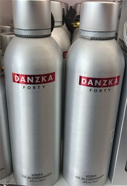 ВОДКА DANZKA 1л. 2447