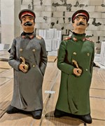 "Сталин" в шинели хаки - Саперави красное сухое 1л. 1831